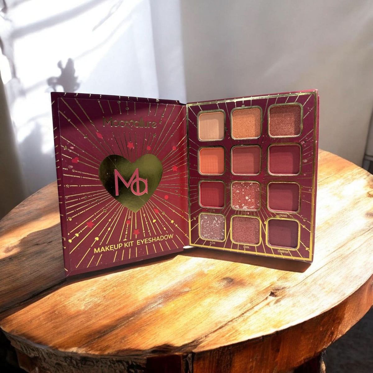 Mocallure 4 Fold Book Palette (RED VERSION)