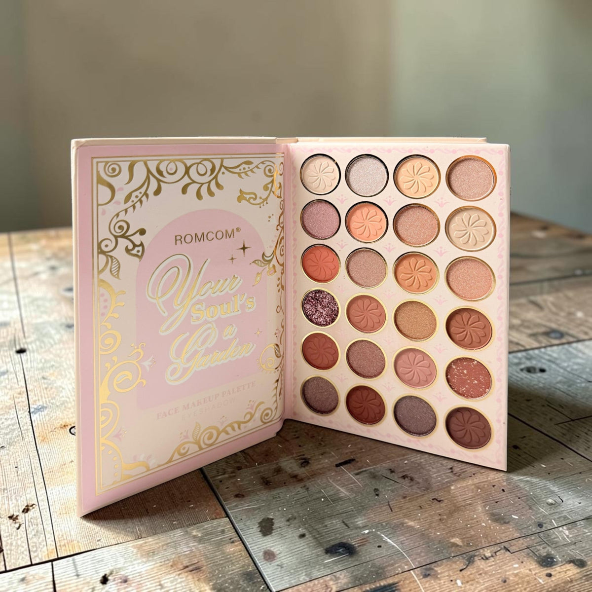 RomCom Key to the Glory – All-in-One Makeup Book Palette